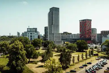 121μ² Διαμέρισμα προς ενοικίαση για 2946€/μήνα σε Machinekamerplein 32-327, Eindhoven