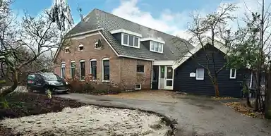 298m2 house to rent for 1995€/month in Joh Poststraat, Nieuwlande