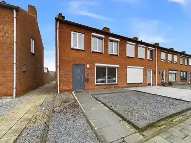 75m2 house to rent for 995€/month in Vier Ambachtenstraat 21, Sas van Gent