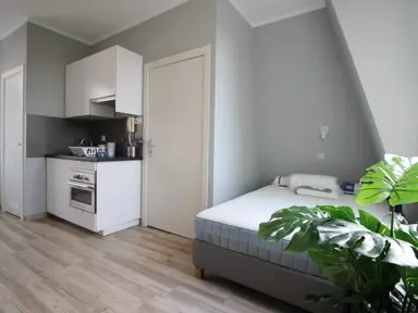 20m2 studio à louer pour 1145€/mois à Spui 212, The Hague
