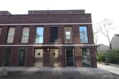 138m2 house to rent for 2550€/month in Prinses Mariannehof 39, Eindhoven
