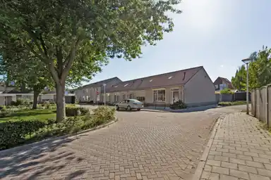 0m2 maison à louer pour 937.02€/mois à Schaepmanstraat 6, Dinteloord