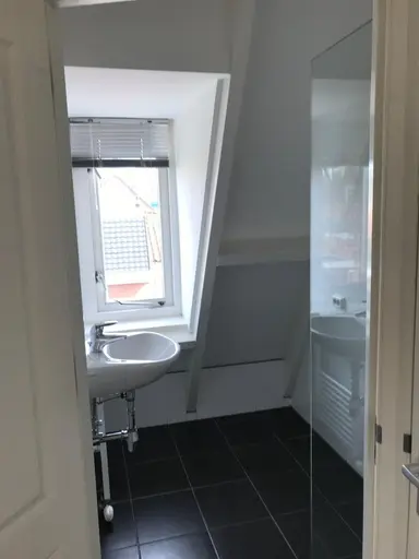 100m2 Appartamento in affitto per 2850€/mese a Zuid Brouwersstraat, Haarlem