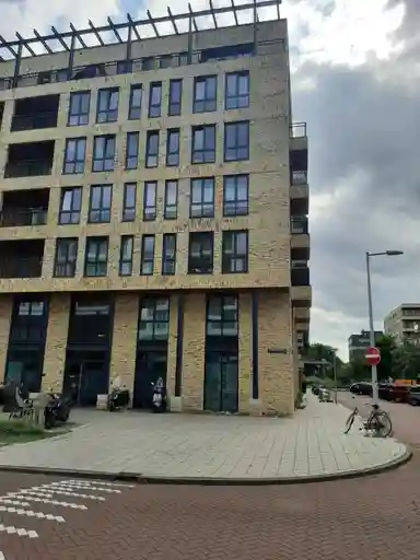 38μ² Διαμέρισμα προς ενοικίαση για 932.93€/μήνα σε Voorburgstraat 221E-3, Amsterdam