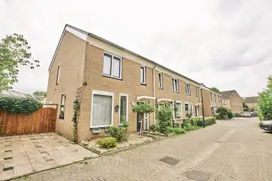 115m2 maison à louer pour 1315€/mois à Witmoeren 12, Breda