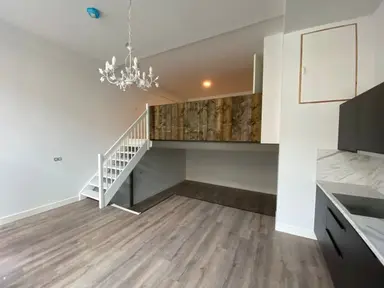 64m2 Appartement à louer pour 1450€/mois à Poirtersstraat, Tilburg