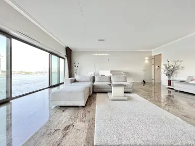 140m2 Appartement à louer pour 4000€/mois à IJdok, Amsterdam