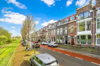 232m2 huis te huur voor 4000€/maand in Van Boetzelaerlaan 37, The Hague