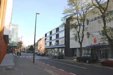 100m2 apartment to rent for 1575€/month in Schiedamseweg, Vlaardingen