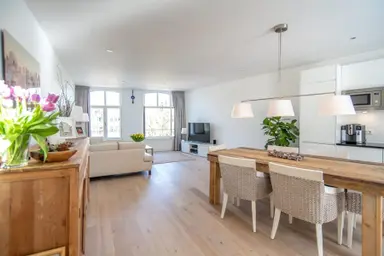 88m2 Appartamento in affitto per 2750€/mese a Amstel 18-H, Amsterdam