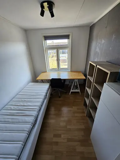 8m2 Chambre à louer pour 600€/mois à Buffelstraat, Rotterdam