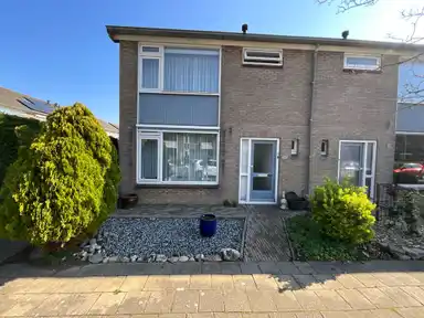 66m2 maison à louer pour 758.32€/mois à Schoolstraat 13, Den Bommel