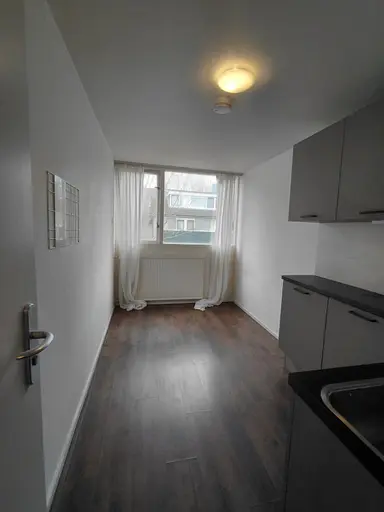 9m2 Camera in affitto per 320€/mese a Briljantstraat, Groningen
