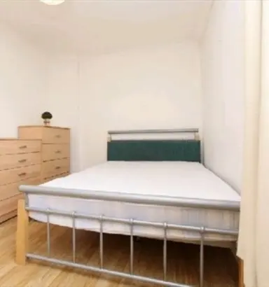 13m2 Chambre à louer pour 440€/mois à Goudse Rijweg 13F, Rotterdam
