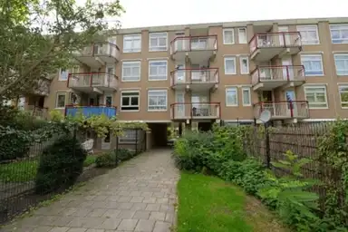 67m2 Appartamento in affitto per 995€/mese a Steenderenstraat, Amsterdam