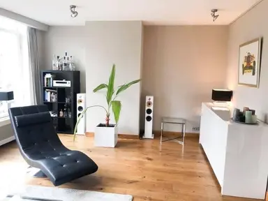 60m2 Appartement à louer pour 2150€/mois à Sluisstraat, Amsterdam