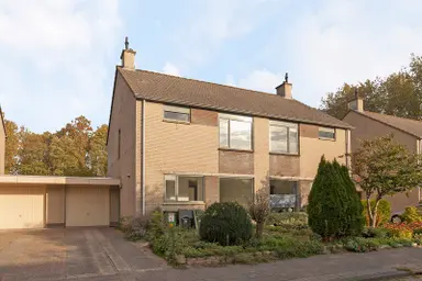121m2 house to rent for 1250€/month in Paulus Akkermanwei 44, Leeuwarden