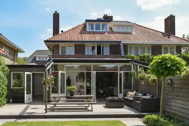 175m2 Haus zur Miete für 4500€/Monat in Vosmaerlaan 12, Hilversum