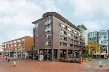 104m2 Appartement te huur voor 3300€/maand in Stadsplein 45, Amstelveen