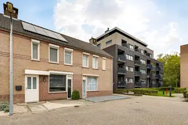 127m2 Haus zur Miete für 1650€/Monat in Meewisstraat 4, Weert