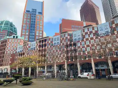114m2 apartment to rent for 2025€/month in Muzenplein 133, The Hague