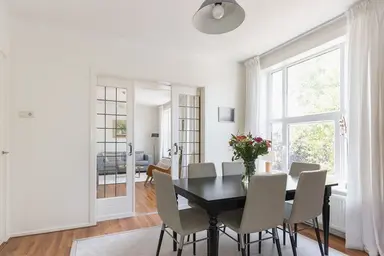 105m2 apartment to rent for 2695€/month in 2e Sweelinckstraat, The Hague