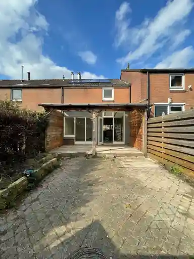 108m2 huis te huur voor 1400€/maand in Tjaardastate 6, Leeuwarden