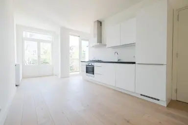 62m2 apartment to rent for 1950€/month in Roosveldstraat 80, Haarlem