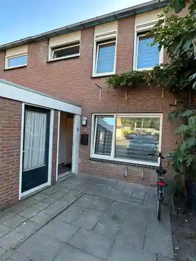 40m2 studio te huur voor 1000€/maand in Broekhuizenstraat, Tilburg