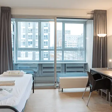 12m2 Kamer te huur voor 491€/maand in Waldorpstraat 45, The Hague