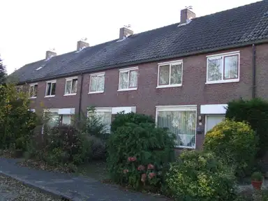 71m2 house to rent for 947.93€/month in Chopinstraat 14, Lisse