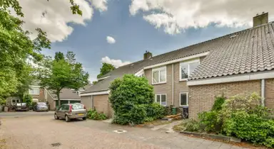 125m2 Haus zur Miete für 2100€/Monat in Van Speijklaan 14, Hilversum