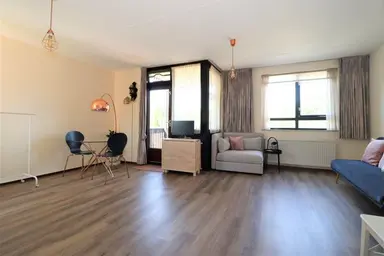 47m2 flat to rent for 1100€/month in Haagwinde 58, Capelle aan den IJssel