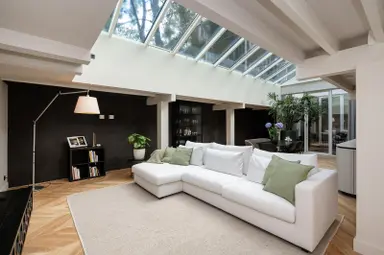 143m2 apartment to rent for 3950€/month in Marco Polostraat 91-H, Amsterdam