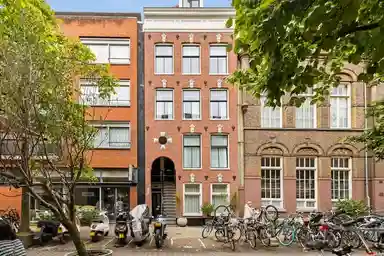 100m2 apartment to rent for 2950€/month in Eerste Sweelinckstraat, Amsterdam