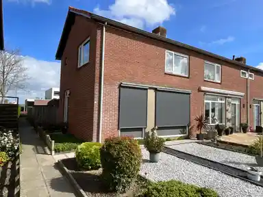 66m2 house to rent for 576.66€/month in Schoolstraat 23, Achthuizen