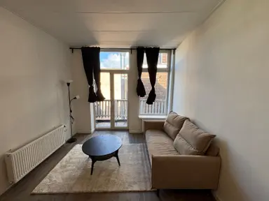 37m2 studio to rent for 1250€/month in Paul Krugerlaan, The Hague