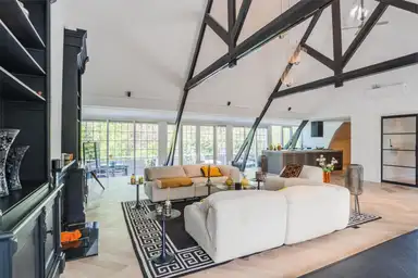 250m2 maison à louer pour 3995€/mois à Hordijk 56, Rotterdam