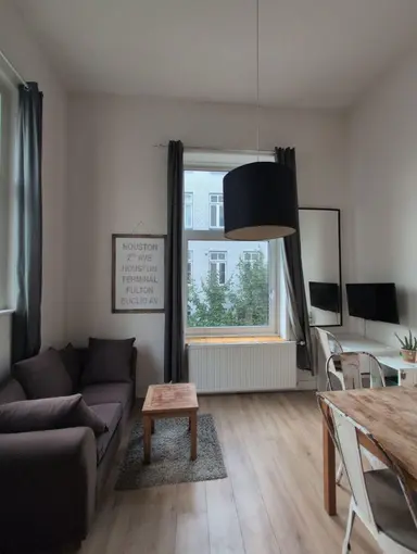 23m2 studio to rent for 1270€/month in Laan van Meerdervoort 14D, The Hague