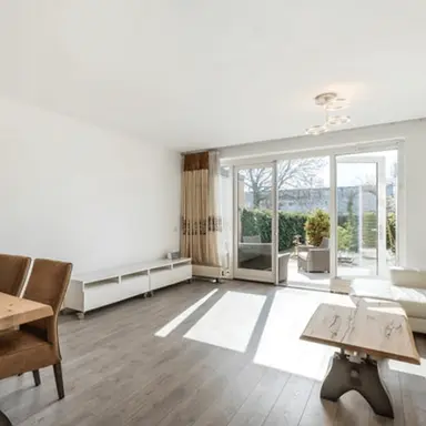 154m2 house to rent for 2950€/month in Dosiostraat 120, Rotterdam