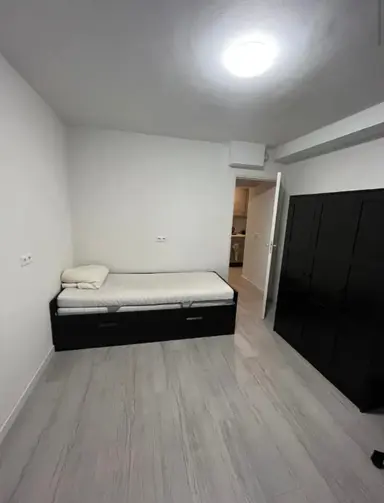 13m2 room to rent for 1050€/month in Johannes Meewisstraat, Amsterdam