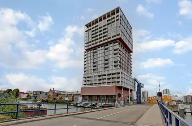 86m2 Appartement à louer pour 1995€/mois à Piekstraat, Rotterdam