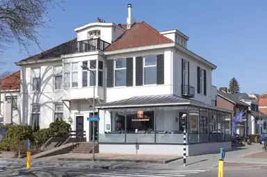 185m2 apartment to rent for 2170€/month in Molenweg, Groesbeek