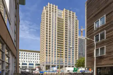 57m2 Appartement à louer pour 1335€/mois à Schedeldoekshaven 370, The Hague