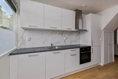 127m2 house to rent for 2400€/month in Fassbinderstraat, Almere