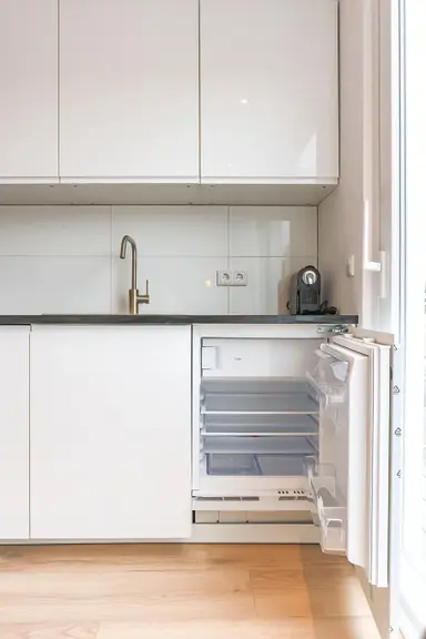 35m2 Appartement à louer pour 1547€/mois à Damsterdiep, Groningen