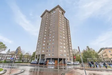 114m2 Appartement à louer pour 1405€/mois à Hanzeplein 106, Groningen