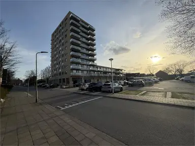 68m2 apartment to rent for 1228€/month in Operaplein 68, Amersfoort