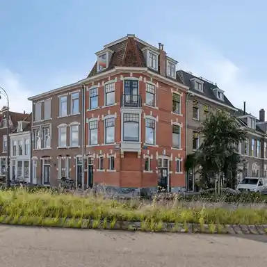 102m2 Appartement à louer pour 3250€/mois à Koudenhorn 42, Haarlem