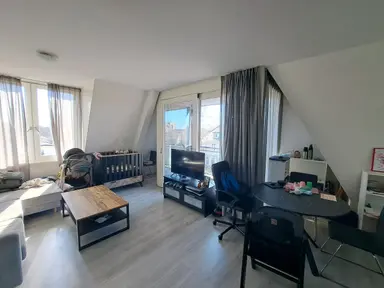 0m2 Appartement à louer pour 1185€/mois à Dorpsstraat 4, Bennekom